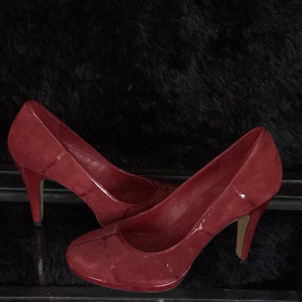 Franco Sarto Red Patent Leather Suede Pumps - Picture 6 of 6